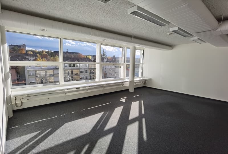 Büro-, Praxis-, und Schulungsräume zu vermieten (2)