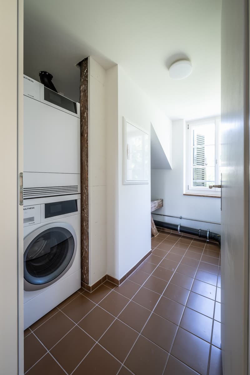 Einzigartige 5.5-Zimmer-Maisonettewohnung (17)