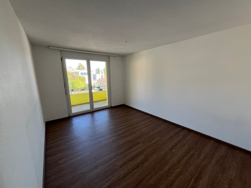 Grosszügige 4.5-Zimmer-Wohnung mit Cheminée (8)