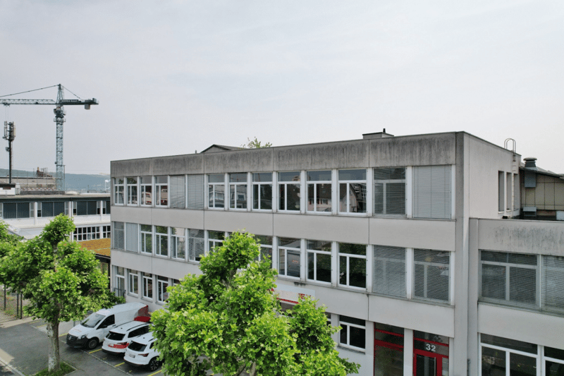 Spazio ufficio/commerciale in posizione ottimale (2)
