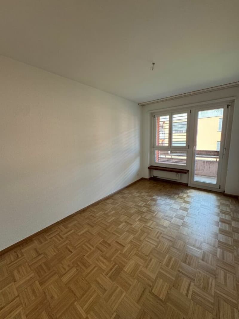 4.5-Zimmer-Wohnung mitten in Reinach (4)