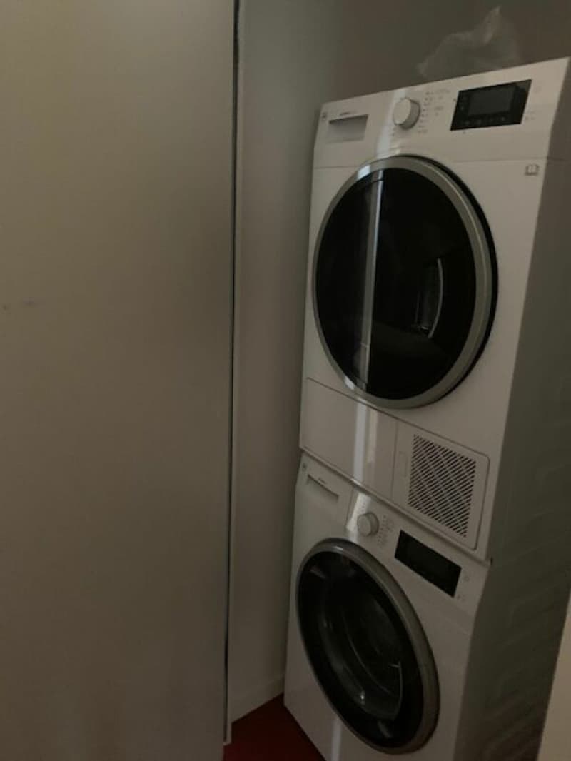 Moderne 4-Zimmerwohnung zu vermieten (8)