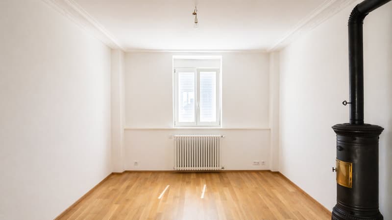 Charming 4-room maisonette apartment with stove in Basel (3)