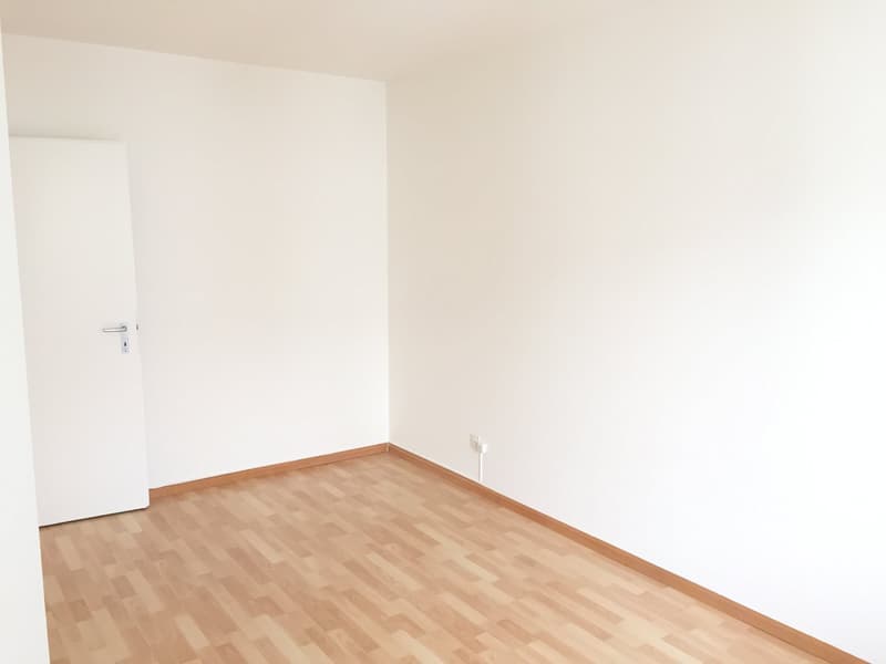 Schlafzimmer (mit Balkon)