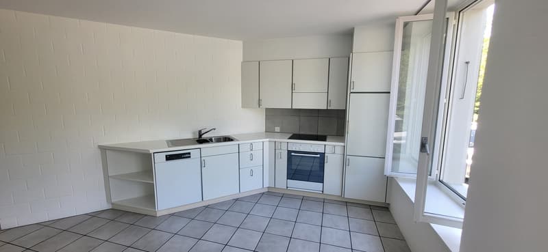 Charming 3-room apartment, high ground floor right, on the Schüss (3)