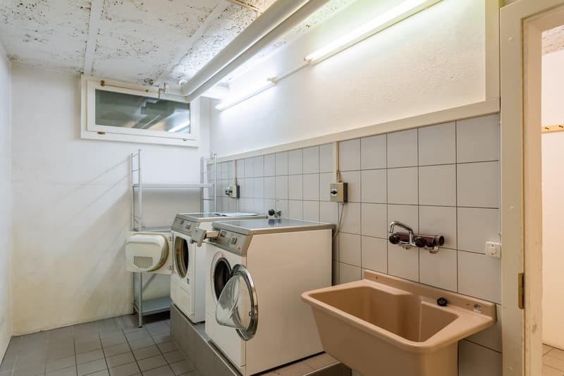 Ristorante per affittuario innovativo, in posizione soleggiata e centrale (25)