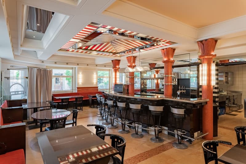 Ristorante per affittuario innovativo, in posizione soleggiata e centrale (8)