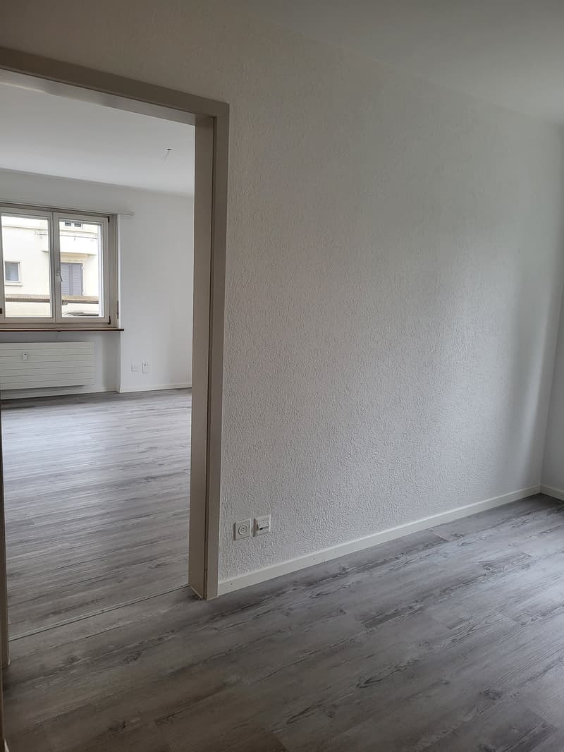Charming 2.5-room apartment in Nidau with balcony (13)