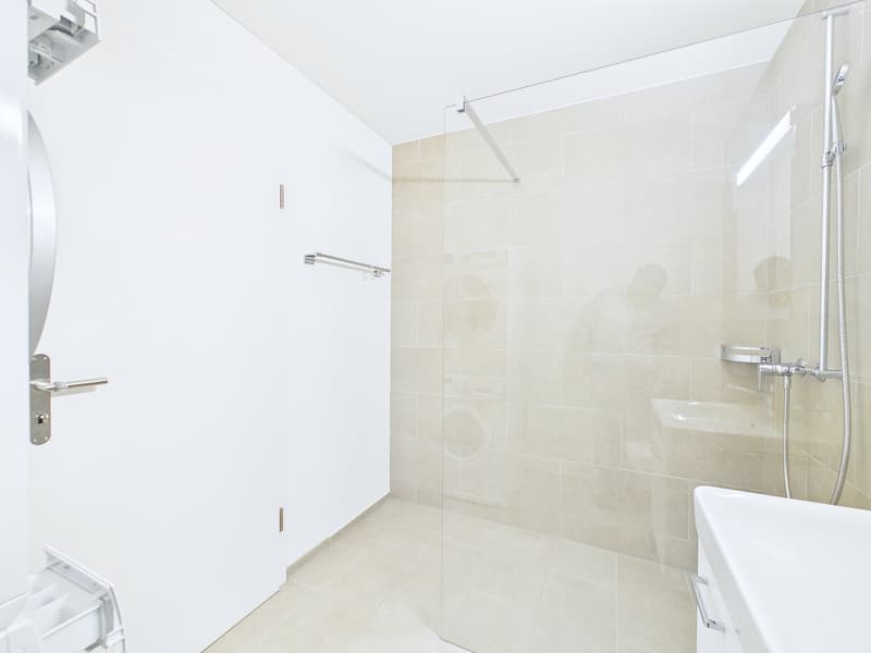 Newly built apartment with wonderful views (10)