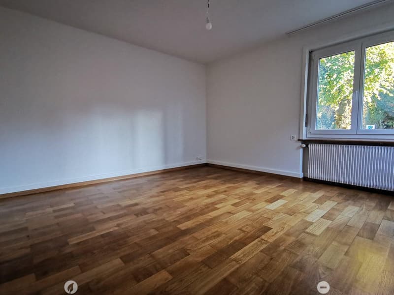 Helle 3-Zimmer-Wohnung mit Balkon an der General-Dufour-Strasse in Biel (7)