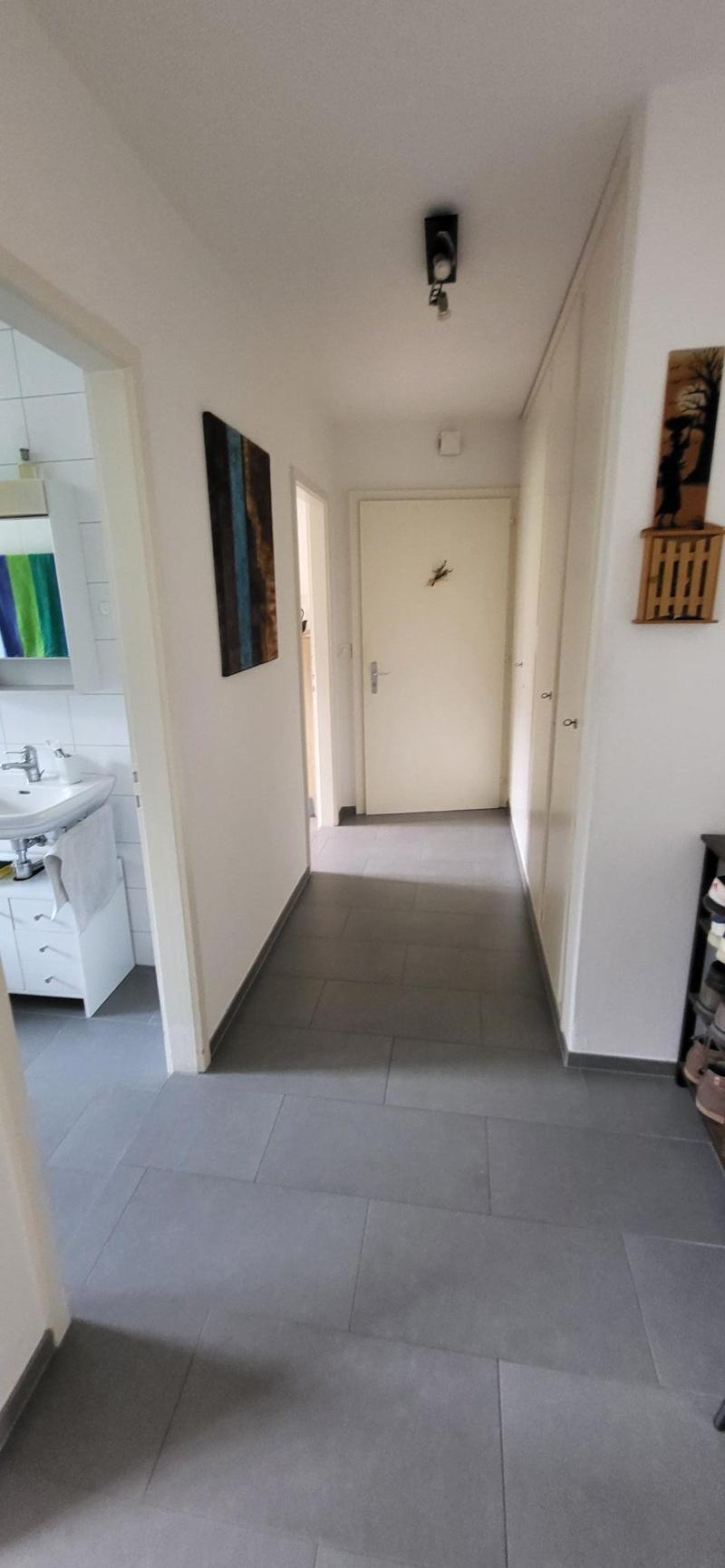 Appartamento di 3 camere con balcone, 1° piano a destra (5)