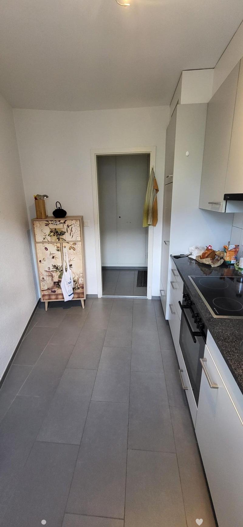 3-Zimmerwohnung mit Balkon, 1. OG rechts (3)