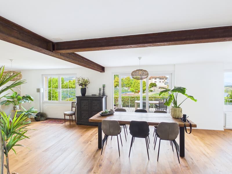 Einzigartige Villa mit Sicht auf See und Seeland (10)
