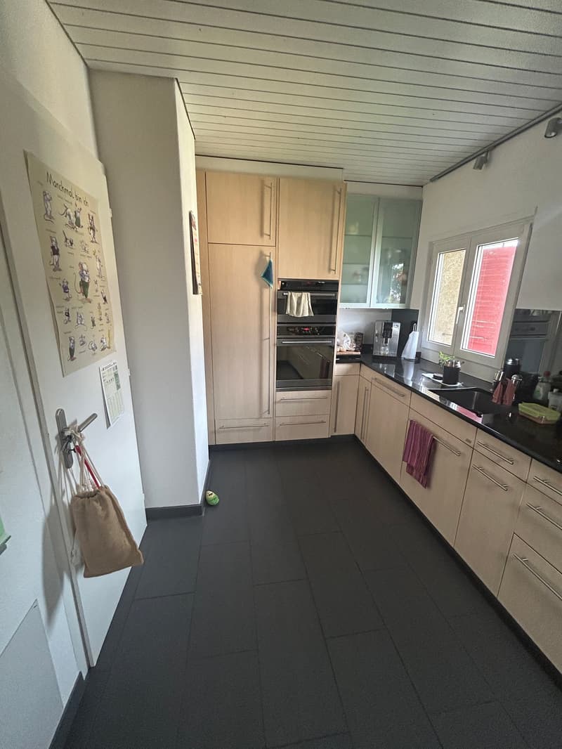 In 2-Familenhaus mit Garten- und Poolnutzung (11)