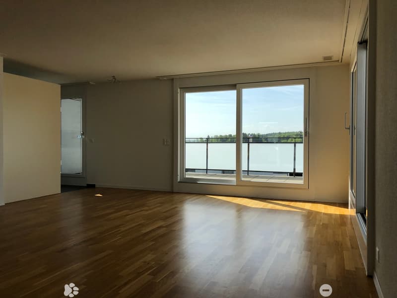 Helle 3-Zimmer-Dachwohnung mit Balkon und Minergie-Zertifikat in Biel (4)