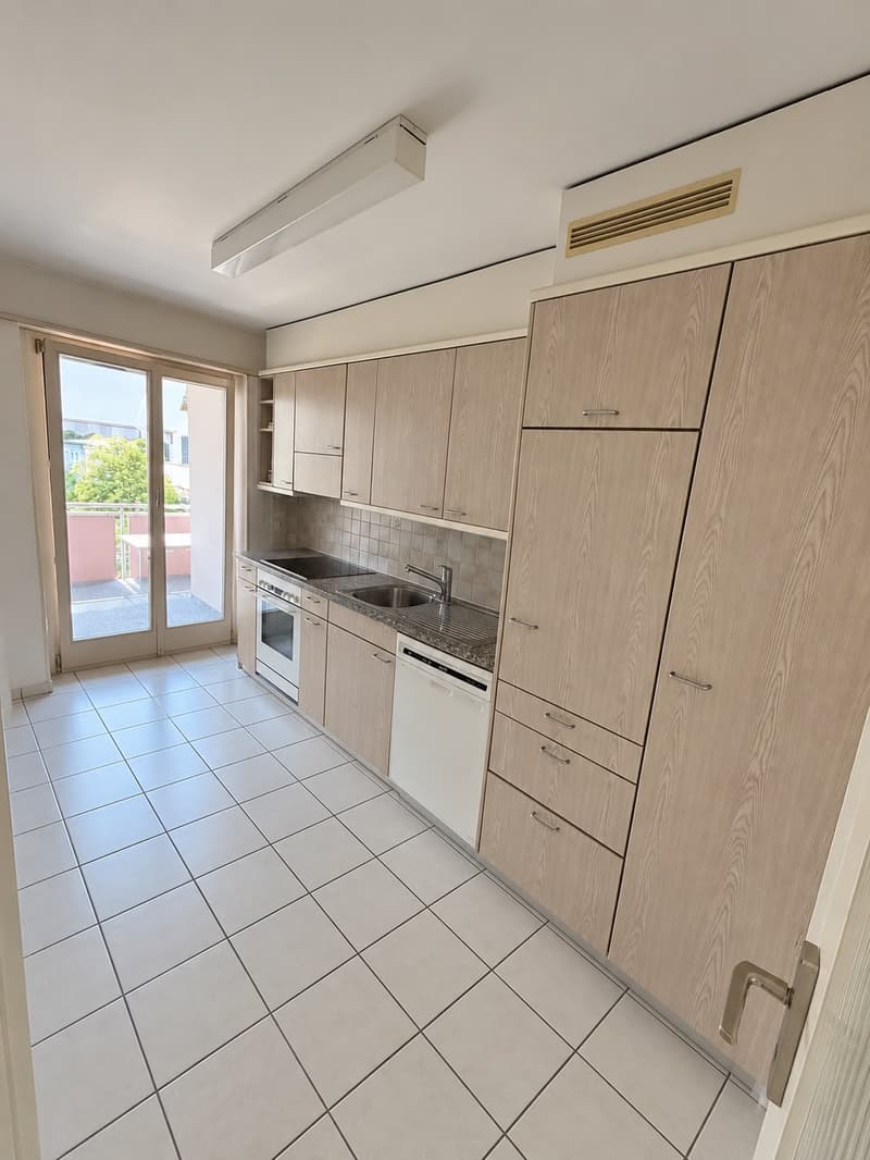 3.5-Zimmer-Wohnung mit Balkon in Nidau – ab Dezember 2026 verfügbar (8)
