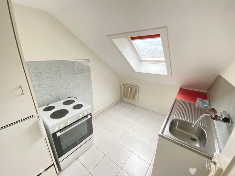 Praktische 1-Zimmer-Studio-Wohnung in Biel mit Aufzug (3)