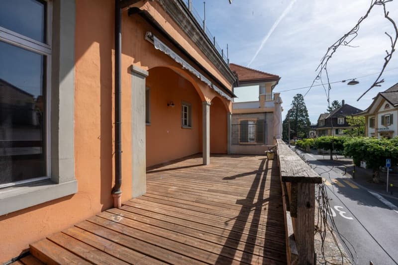 Maison multifamiliale historique dans un emplacement idéal (5)