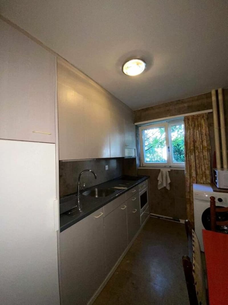 Ruhige 2.5-Zimmer-Gartenwohnung mit Sitzplatz - Brüggstrasse 74, Biel (9)