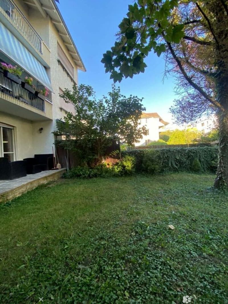 Ruhige 2.5-Zimmer-Gartenwohnung mit Sitzplatz - Brüggstrasse 74, Biel (2)