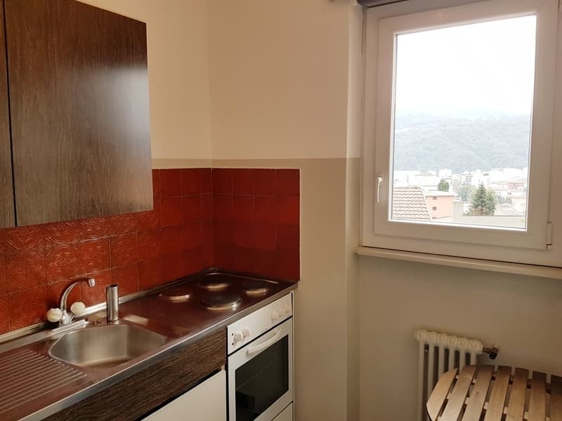 1½ ZI-WOHNUNG IN VACALLO (TI), MÖBLIERT (3)