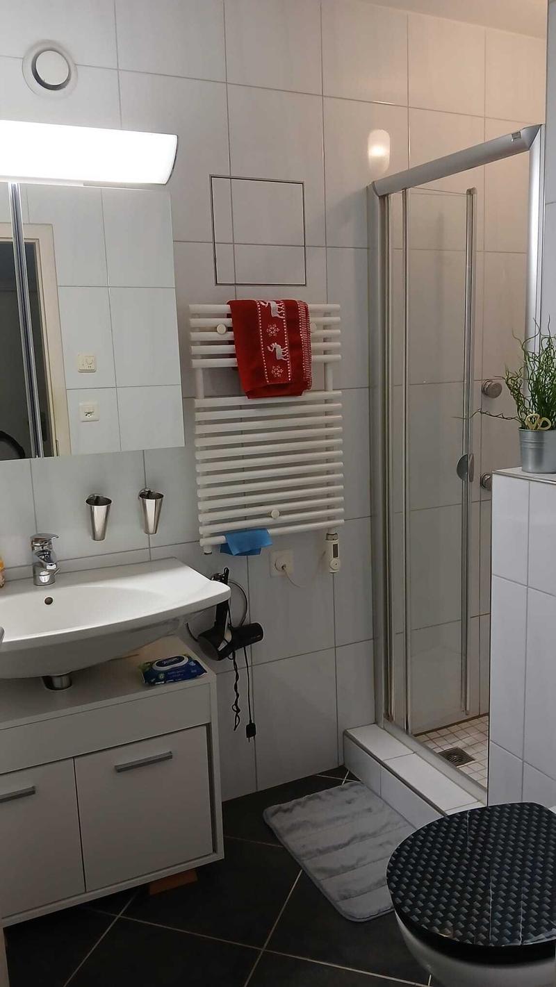 2½ ZI-WOHNUNG IN ST. GALLEN - ROSENBERG, MÖBLIERT, TEMPORÄR (7)