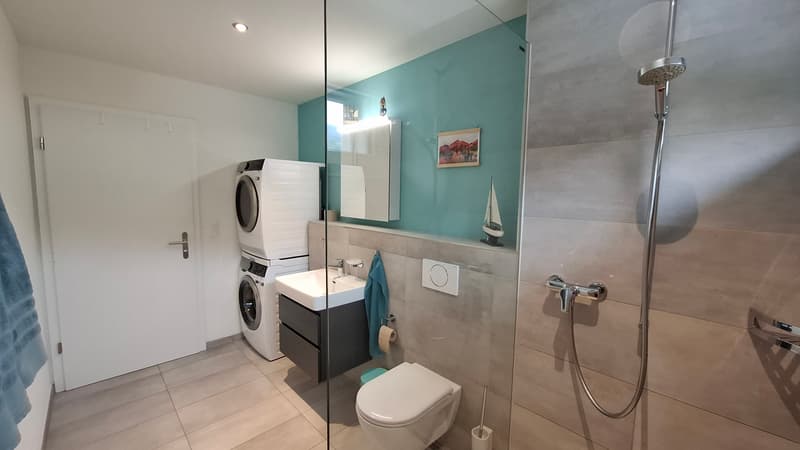 3½ ZI-WOHNUNG IN WATTENWIL (BE), MÖBLIERT, TEMPORÄR (2)