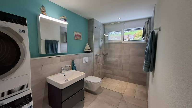 3½ ZI-WOHNUNG IN WATTENWIL (BE), MÖBLIERT, TEMPORÄR (3)