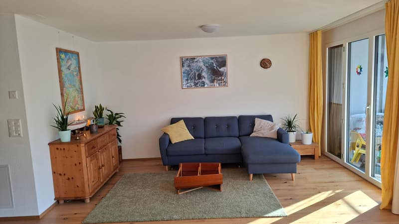 3½ ZI-WOHNUNG IN WATTENWIL (BE), MÖBLIERT, TEMPORÄR (5)