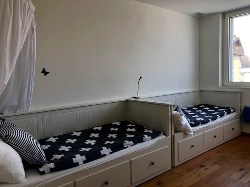 5 ZIMMER-ATTIKAWOHNUNG IN SARNEN (OW), MÖBLIERT (7)