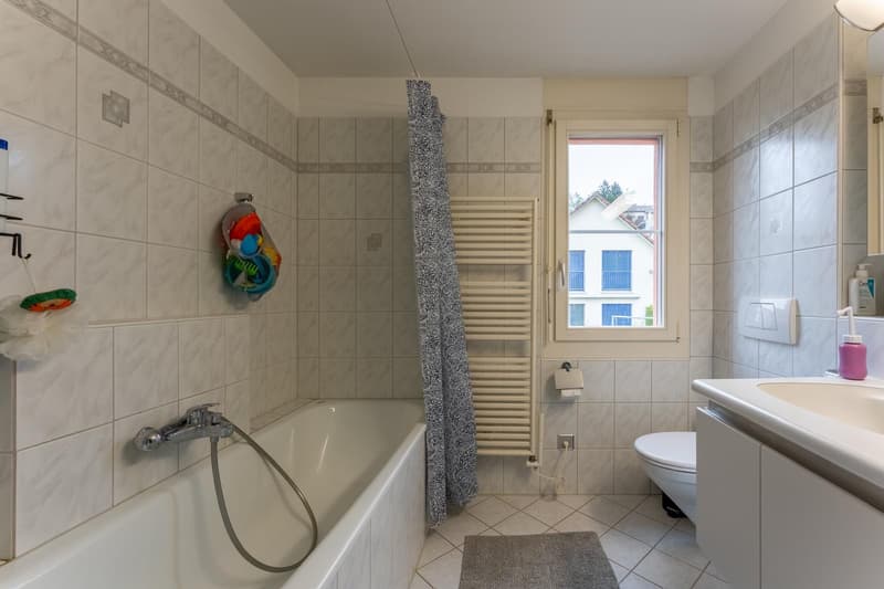 6½ ZIMMER-HAUS IN BASSERSDORF (ZH), MÖBLIERT, TEMPORÄR (10)