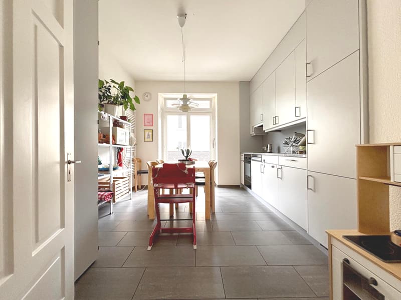 3½ ZI-WOHNUNG IN ZÜRICH, MÖBLIERT, TEMPORÄR (3)
