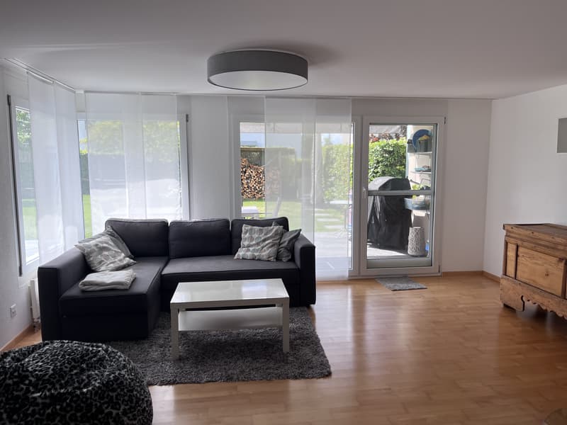 5½ ZIMMER-HAUS IN SCHWARZENBACH (SG), MÖBLIERT, TEMPORÄR (2)