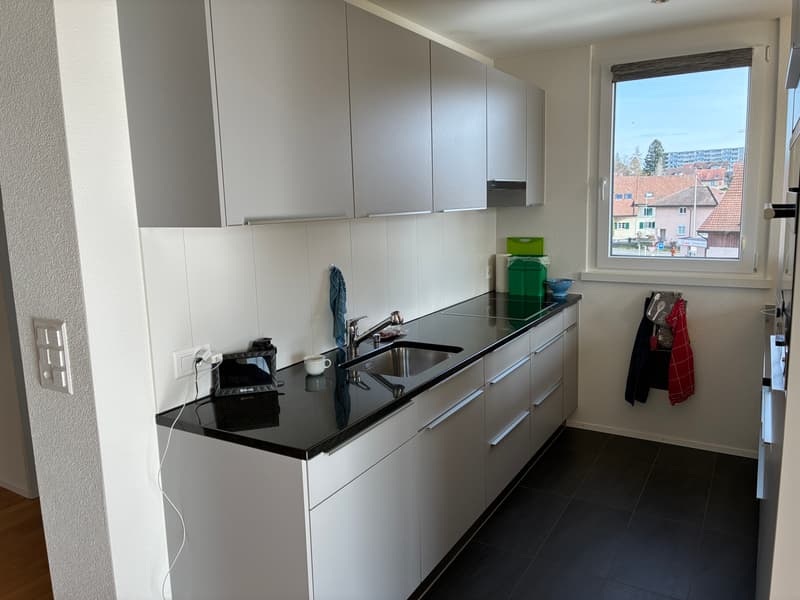 3½ ZIMMER-DACHWOHNUNG IN KERZERS (FR), MÖBLIERT, TEMPORÄR (3)