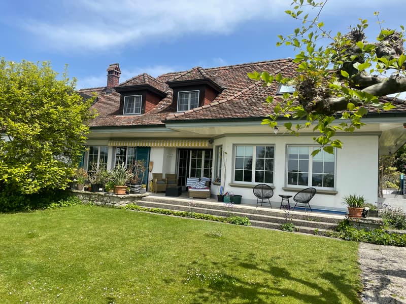 8 ZIMMER-HAUS IN BOLLIGEN (BE), MÖBLIERT, TEMPORÄR (1)