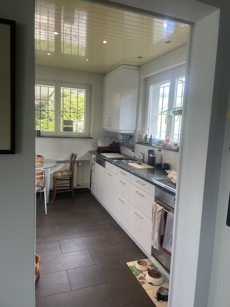 8 ZIMMER-HAUS IN BOLLIGEN (BE), MÖBLIERT, TEMPORÄR (3)