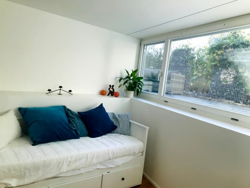 2½ ZI-WOHNUNG IN BASEL - BINNINGEN, MÖBLIERT, TEMPORÄR (2)
