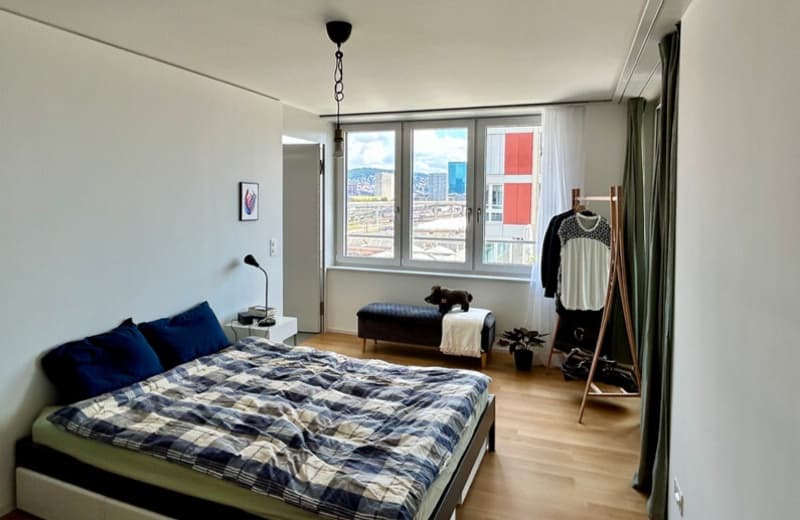2½ ZI-WOHNUNG IN ZÜRICH - KREIS 4 HARD, MÖBLIERT, TEMPORÄR (7)