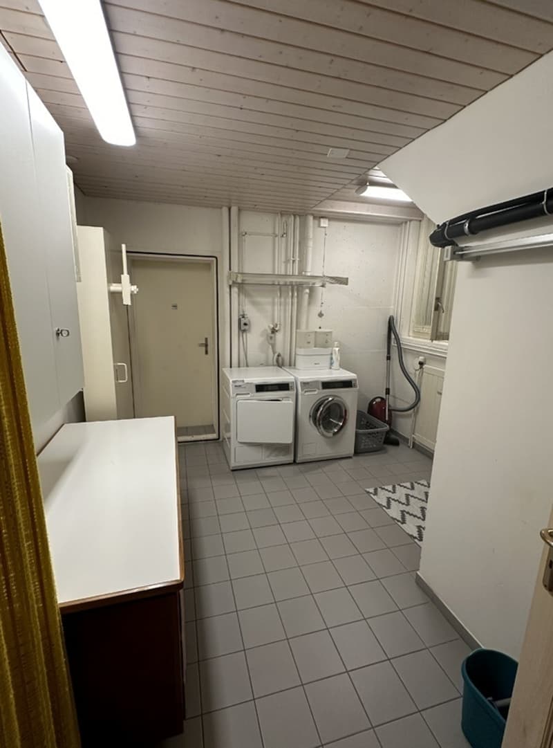 3½ ZI-WOHNUNG IN ITTIGEN (BE), MÖBLIERT (10)