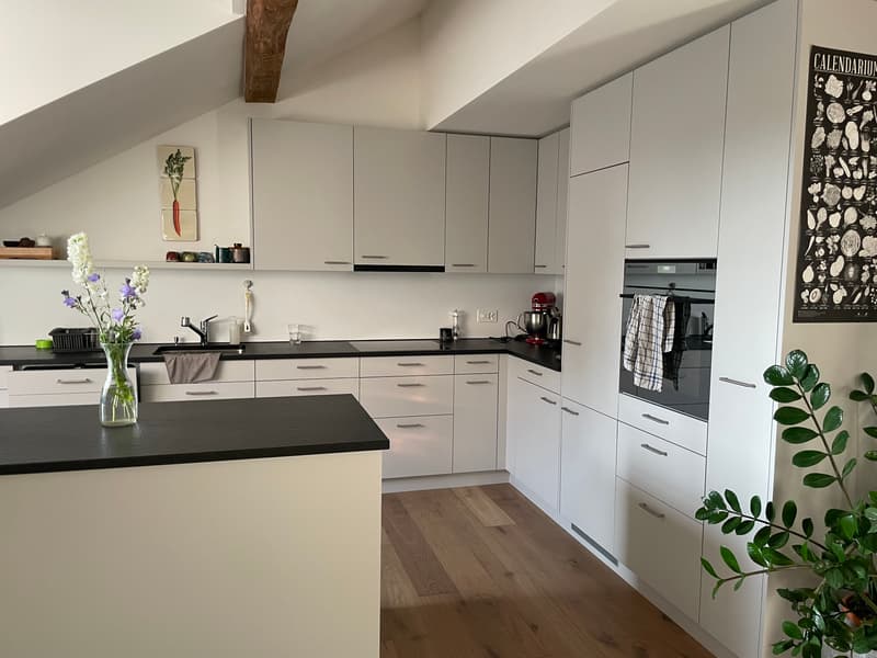 4½ ZI-WOHNUNG IN BERN - LORRAINE, MÖBLIERT, TEMPORÄR (2)