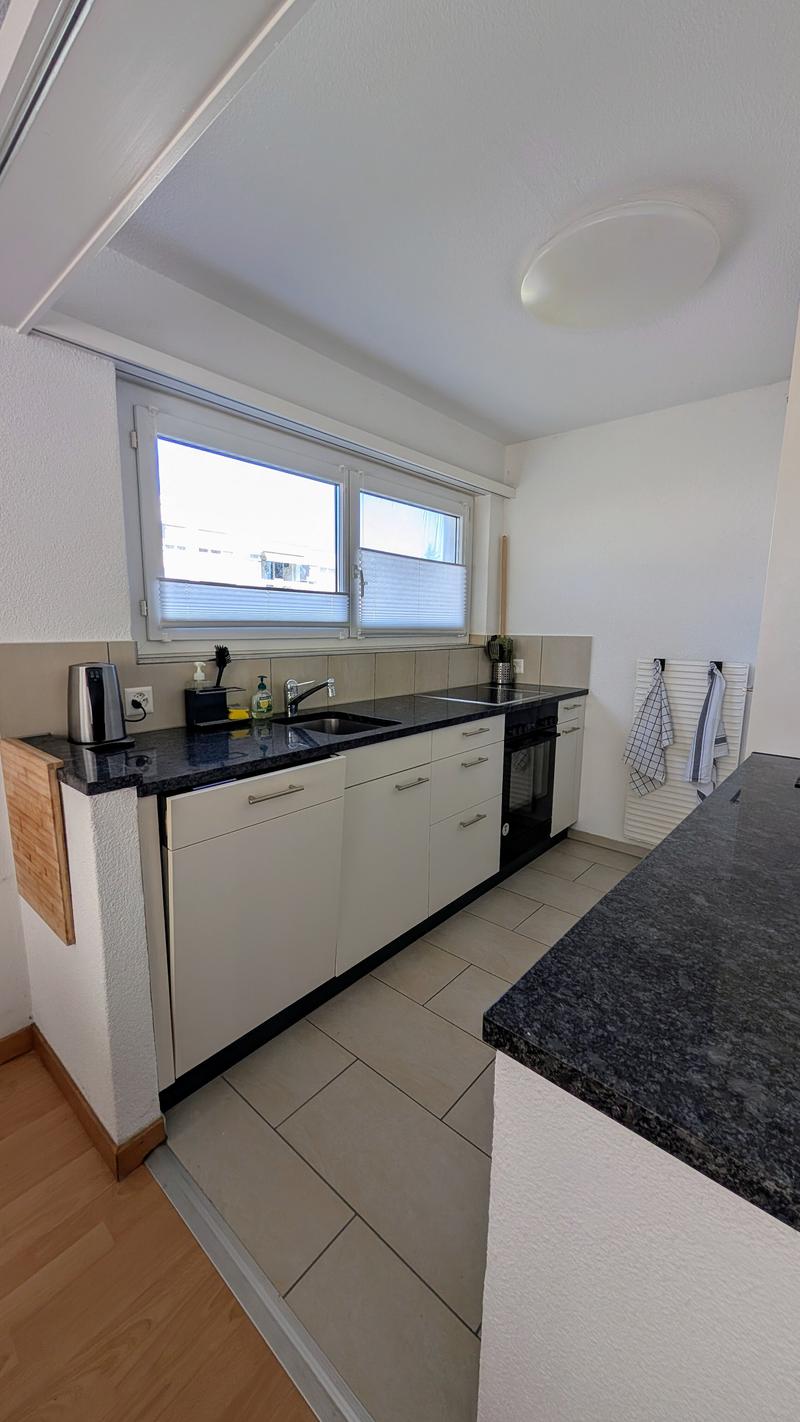 2½ ZI-WOHNUNG IN ADLISWIL (ZH), MÖBLIERT, TEMPORÄR (7)