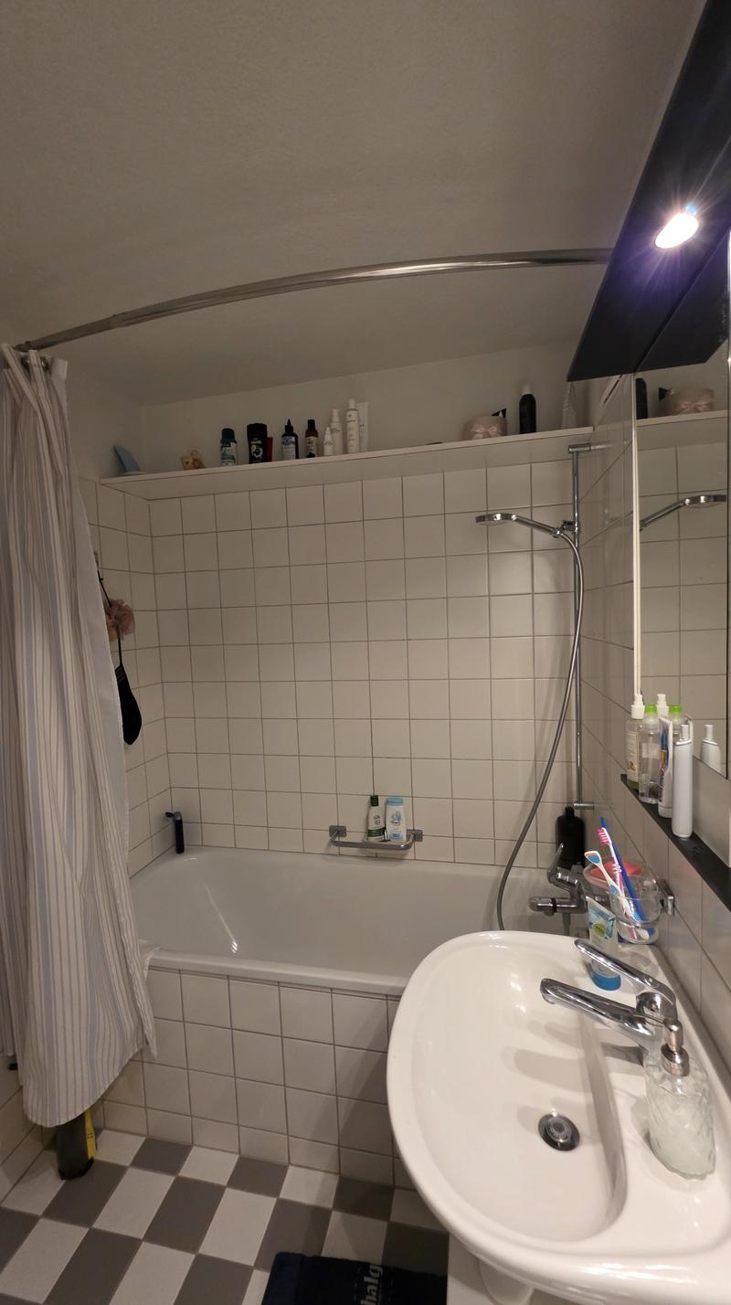 2½ ZI-WOHNUNG IN LUZERN, MÖBLIERT, TEMPORÄR (7)