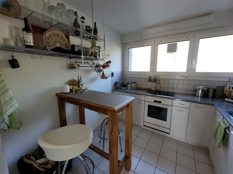 2½ ZI-WOHNUNG IN STÄFA (ZH), MÖBLIERT, TEMPORÄR (4)