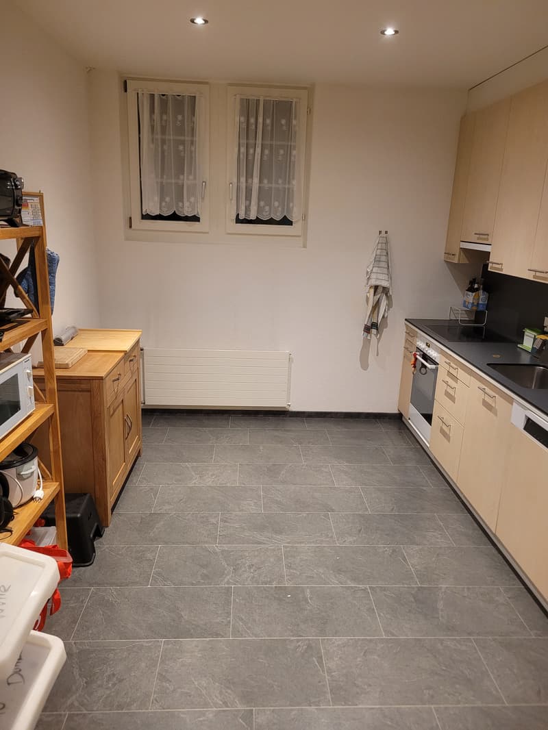 3½ ZI-WOHNUNG IN ENGGISTEIN (BE), MÖBLIERT, TEMPORÄR (6)