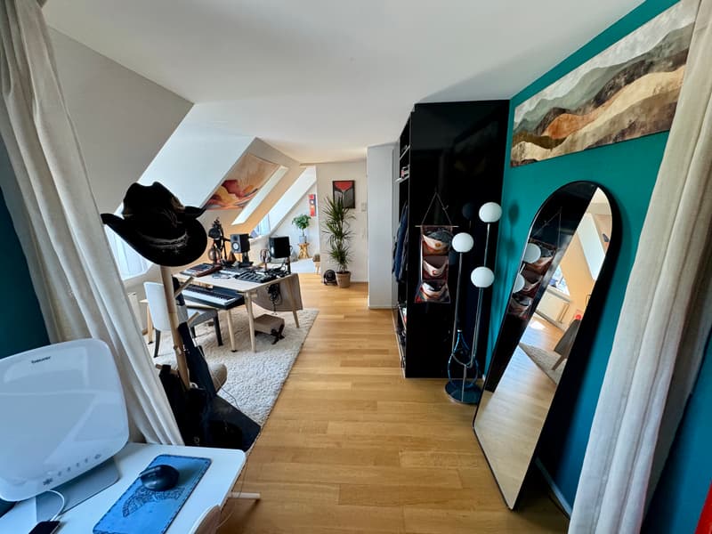 2½ ZIMMER-DACHWOHNUNG IN ZÜRICH - KREIS 10, MÖBLIERT, TEMPORÄR (3)