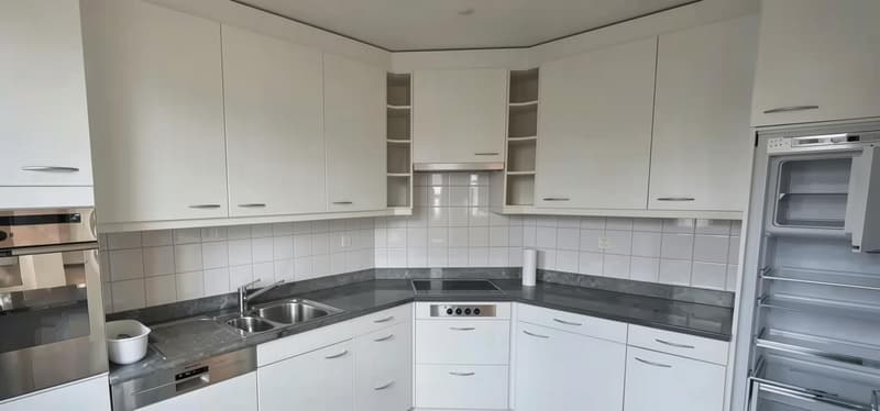 2½ ZI-WOHNUNG IN RÜSCHLIKON (ZH), MÖBLIERT, TEMPORÄR (2)