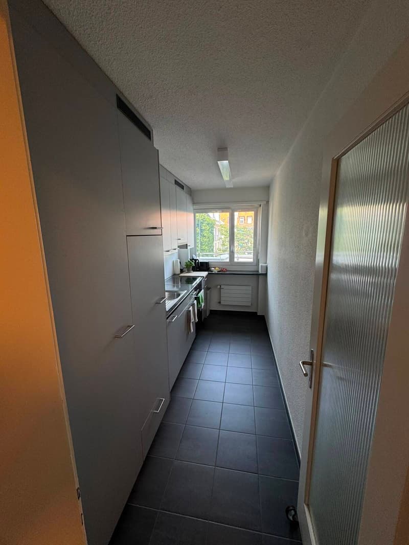3 ZI-WOHNUNG IN ZÜRICH - KREIS 4 LANGSTRASSE, MÖBLIERT, TEMPORÄR (2)