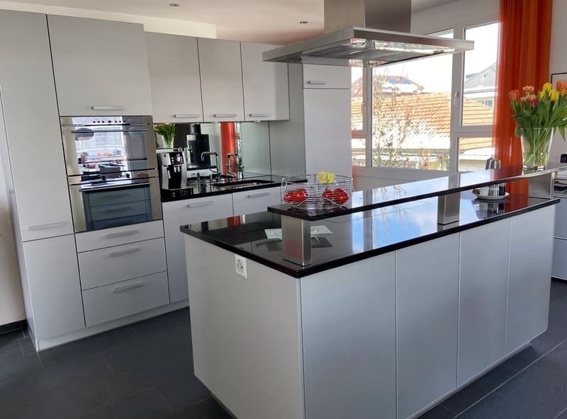 3½ ZIMMER-ATTIKAWOHNUNG IN LIEBEFELD (BE), MÖBLIERT, TEMPORÄR (5)