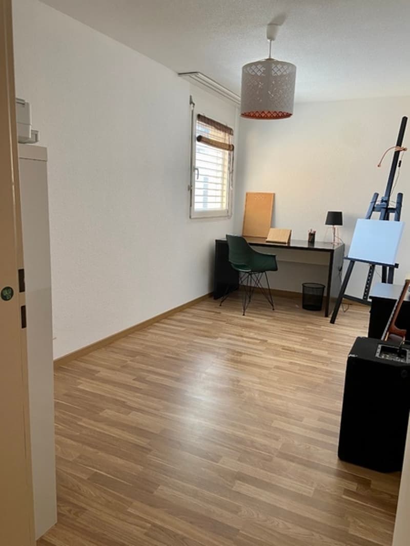 4½ ZI-WOHNUNG IN ZÜRICH - KREIS 9 ALTSTETTEN, MÖBLIERT, TEMPORÄR (3)