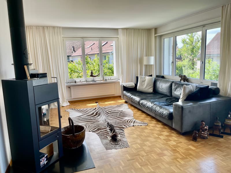 3½ ZIMMER-MAISONETTEWOHNUNG IN ZOLLIKON (ZH), MÖBLIERT, TEMPORÄR (1)